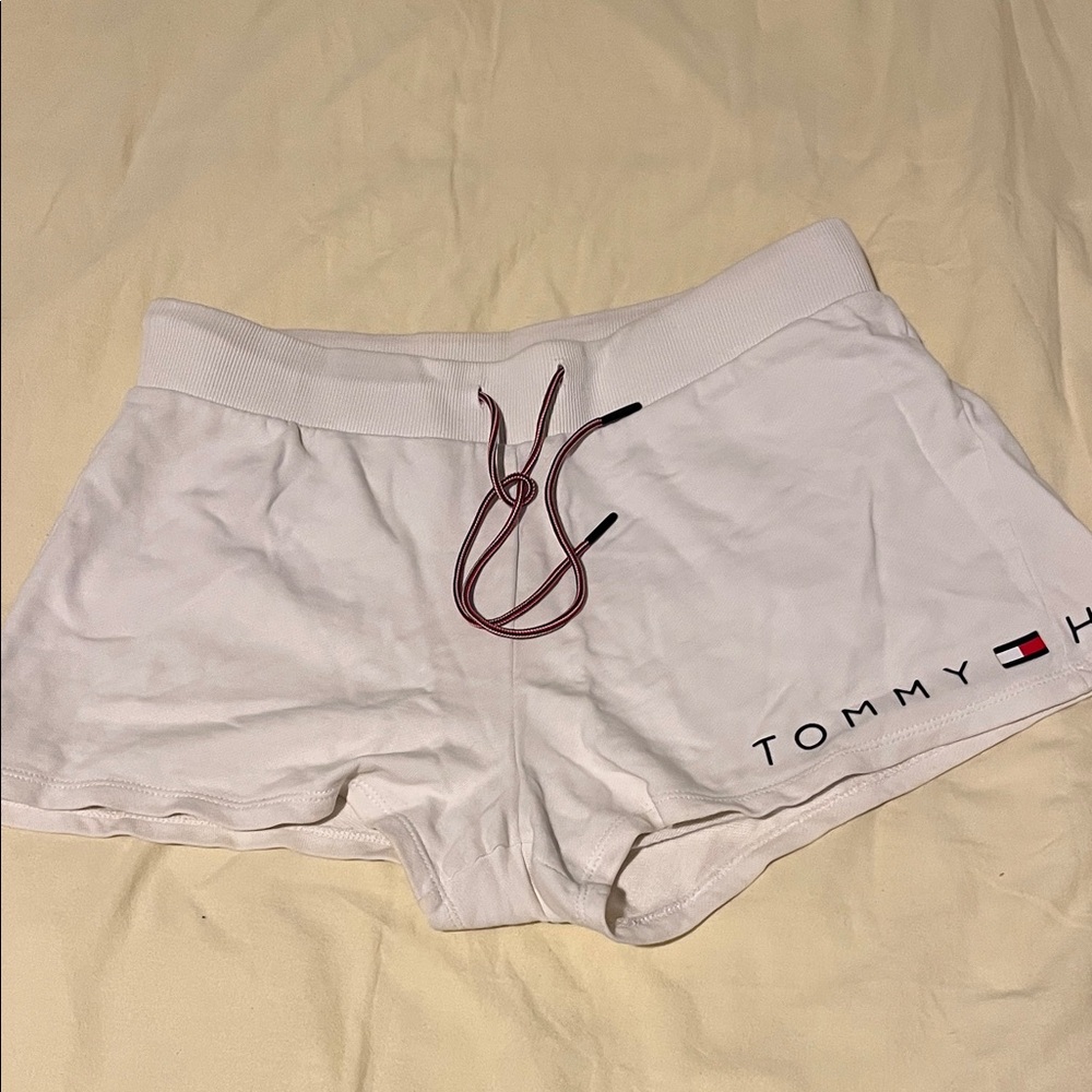 Tommy Hilfiger Women's Cream Athletic Shorts